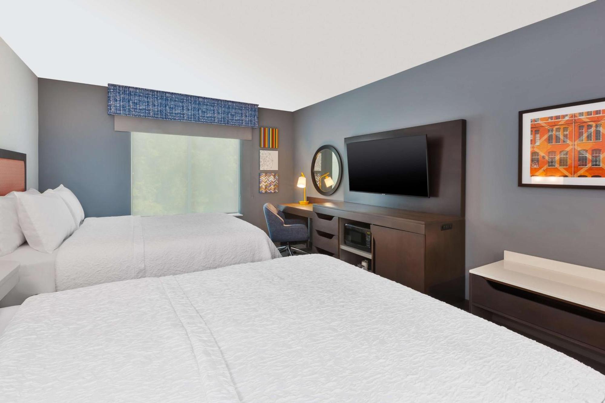 Hampton Danville, Va 3*